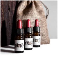 Testez les 3 huiles de Ça va barber ! grâce à ce pack découverte d'huiles pour barbe et décidez laquelle est faite pour vous !