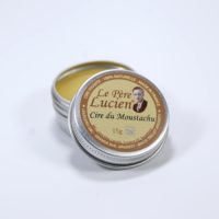 Fixez et mettez en forme votre moustache avec cette cire à moustache naturelle et artisanale !