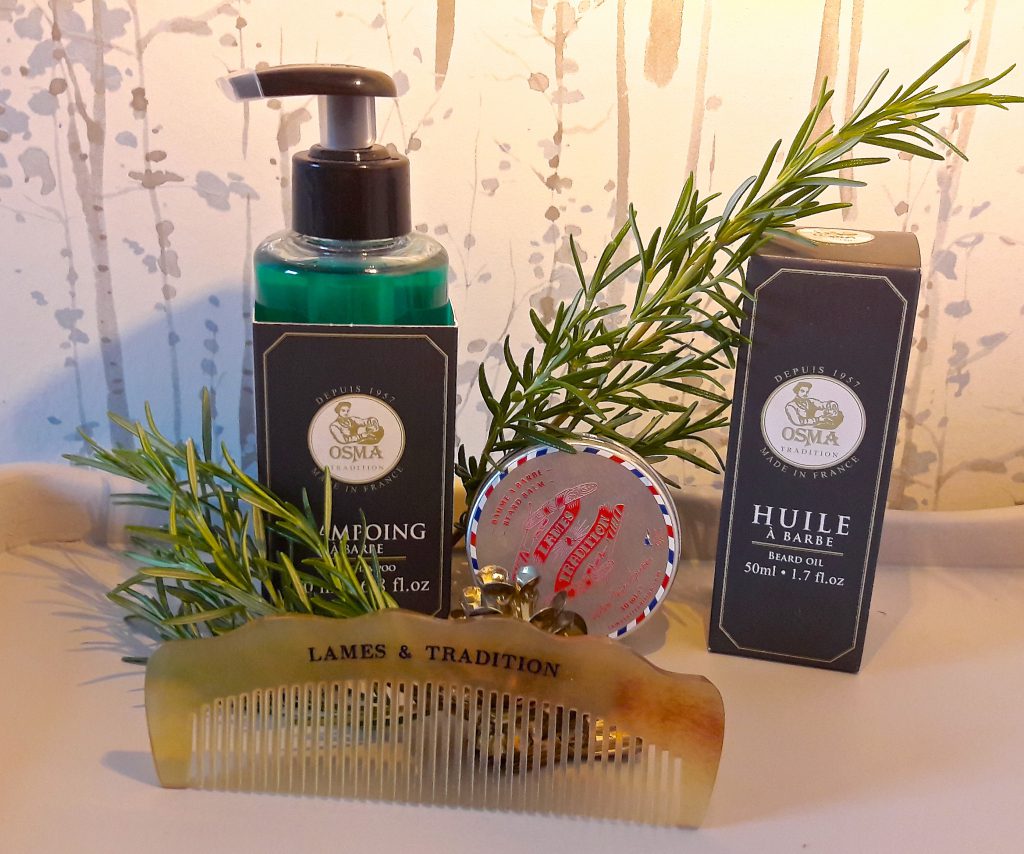 Coffret cadeau pour barbu : huile, baume et peigne à barbe