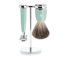 D'un design intemporel et abouti, ce coffret de rasage traditionnel est un cadeau idéal à offrir à un proche ou à soi même !